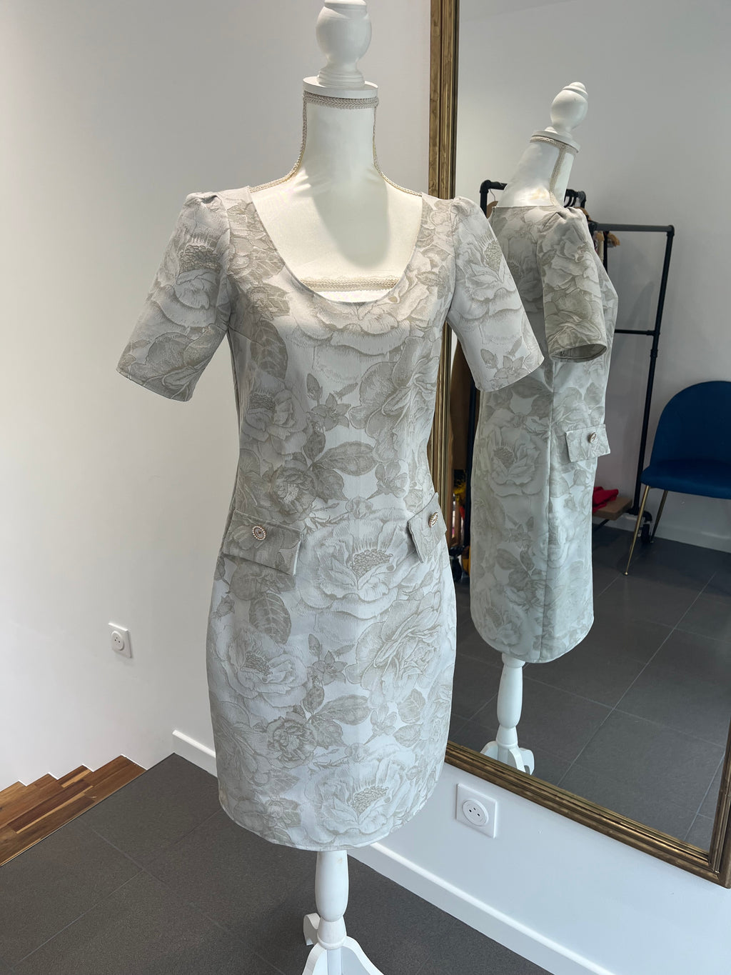 Robe casual ADE en brocart