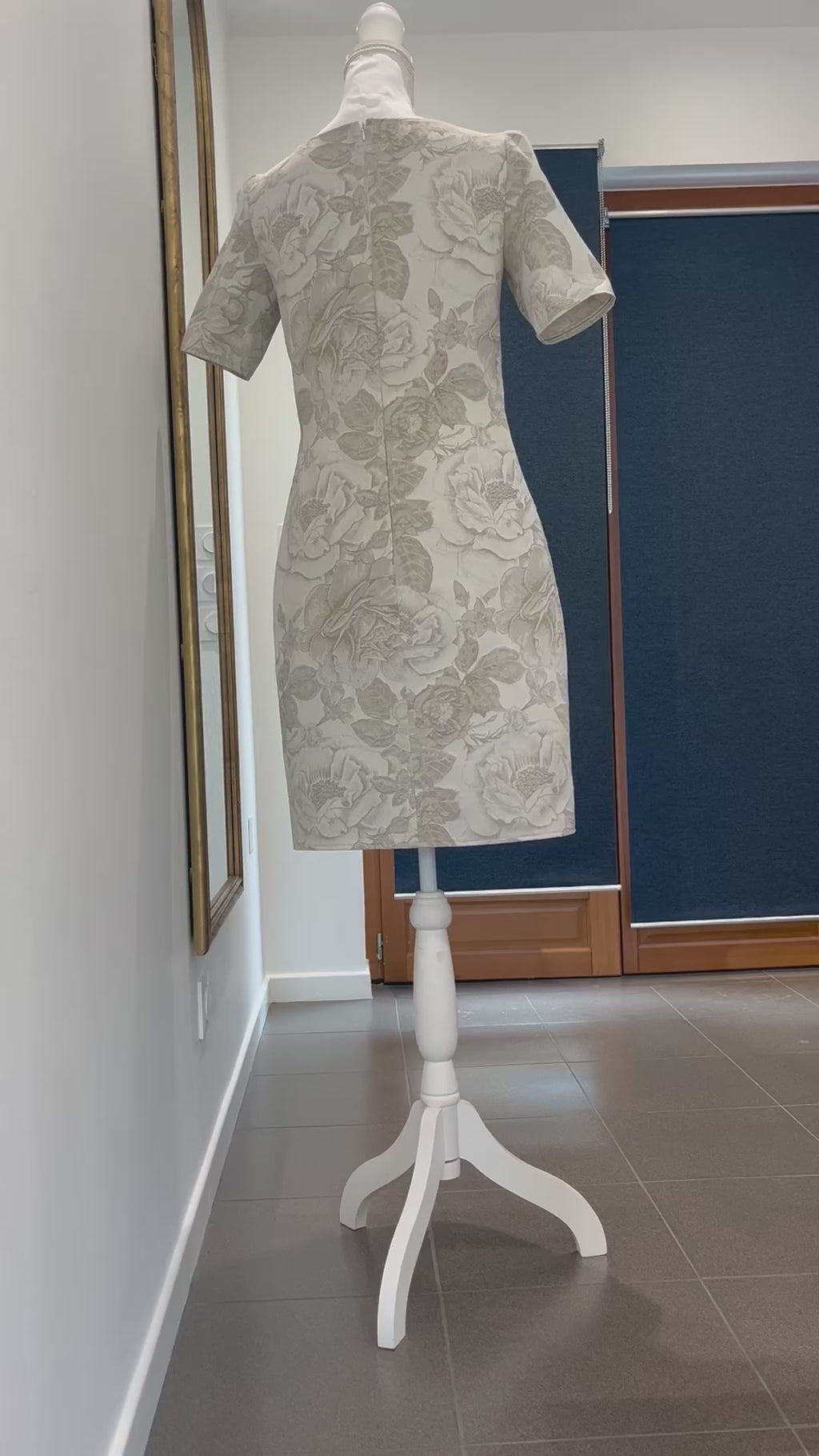 Robe casual ADE en brocart